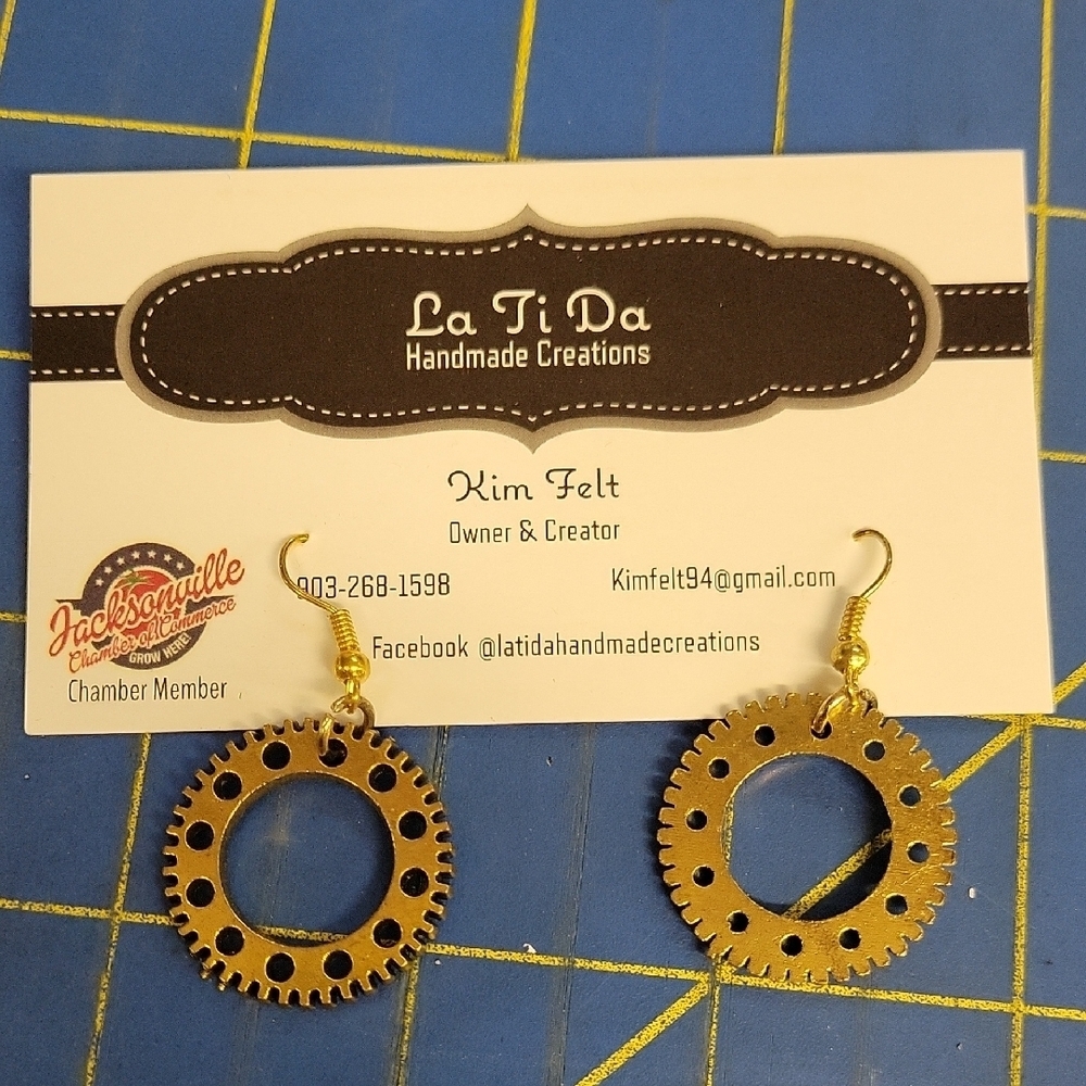 La Ti Da Handmade Steampunk Gold Tone Gear Earrings